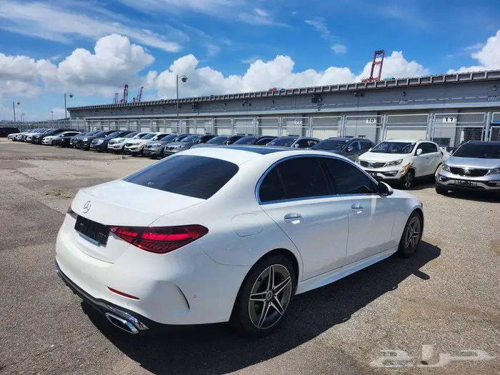 مرسيدس C200 2025 Kit AMG اصفار 13