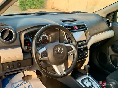 Toyota Rush 9