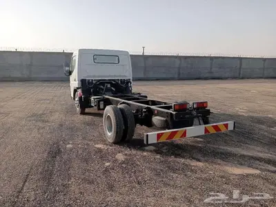 ينا ميتسوبيشي 4x2عادي 4.5 طن 2023 6