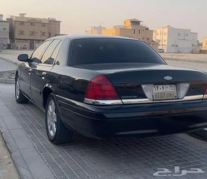 فورد كراون فكتوريا 2011 سعودي 1