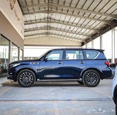 انفينتي QX8 فل كامل موديل 2022 3