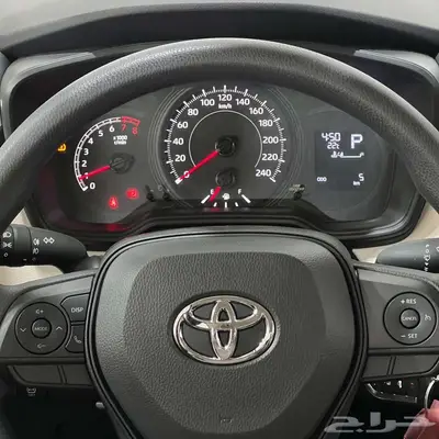 تويوتا كورولا XLI م 2.0 طيس بنزين 2025 9