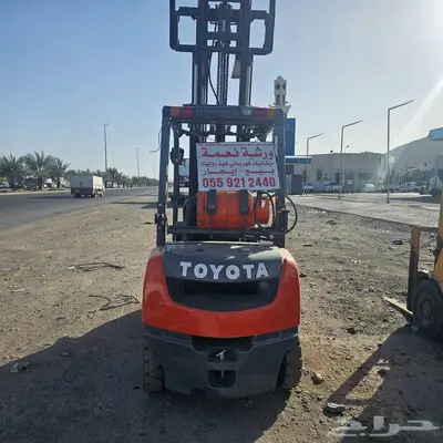 رافعة شوكيه تايوتا بنزين وغاز 1