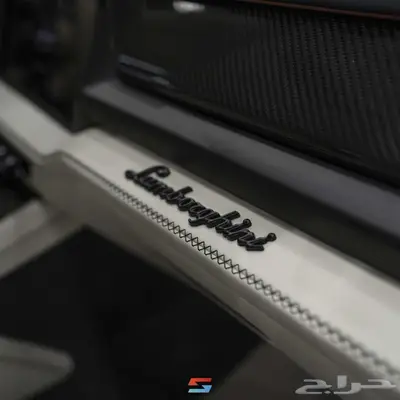 لامبورجيني اوروس SE موديل 2025 27