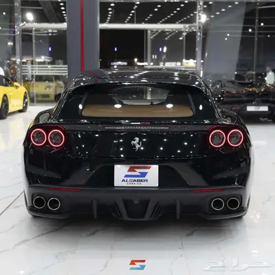 فيراري GTC4 لوسو T موديل 2018 2