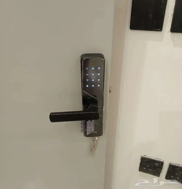 قفل ابواب ذكي قفل الكتروني باب داخلي وخارجي 2
