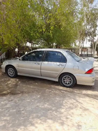 للبيع لانسر يحمل ( لوحات بحرينية) 4