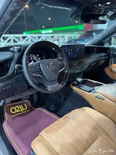 لكزس LS 500 موديل 2022 4