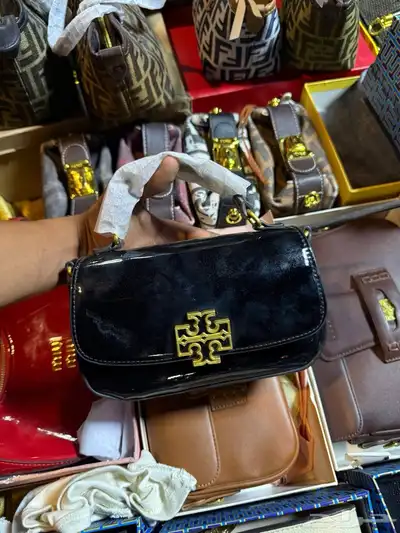التواصل الواتساب 83