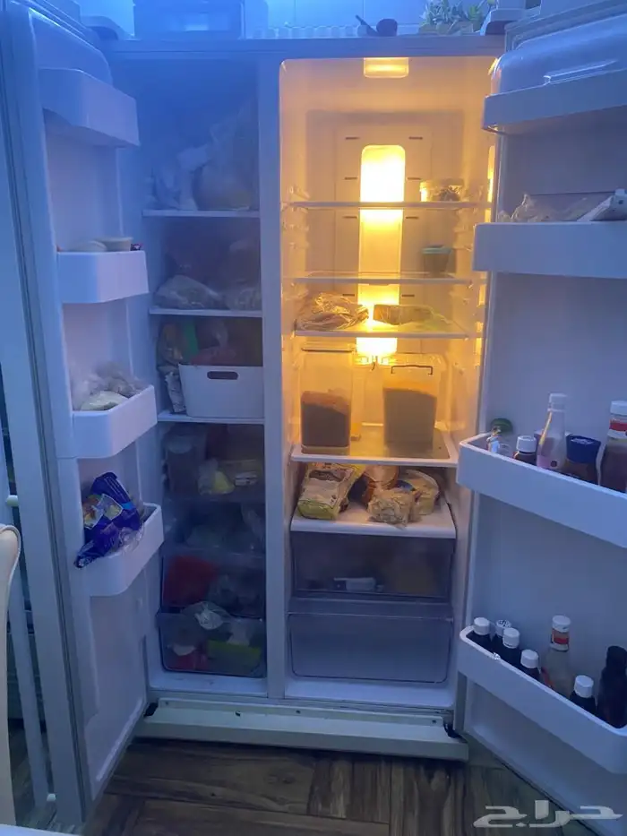 ثلاجه للبيع 0