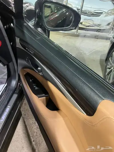 لكزس 4