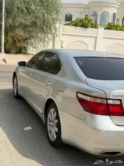 لكزس LS 460 لارج امراتي وارد اليابان 2