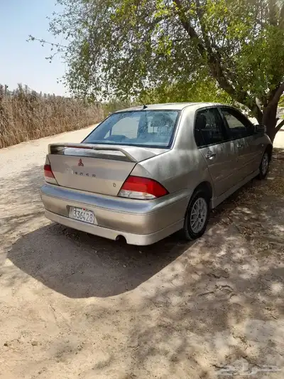 للبيع لانسر يحمل ( لوحات بحرينية) 3