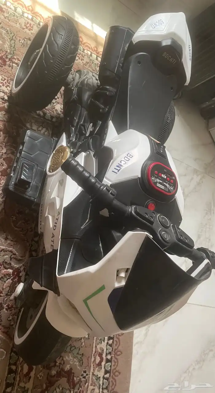 دباب اطفال وكفر سيارة نظيف جدا 2