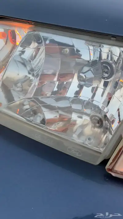 فورد فكتوريا 2012 7