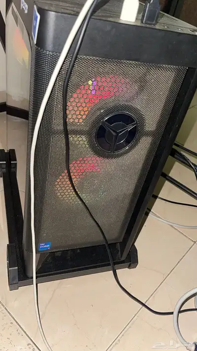 بيسي و شاشه 3