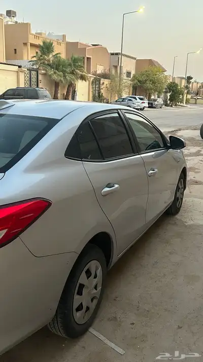 للبيع تويوتا يارس 5