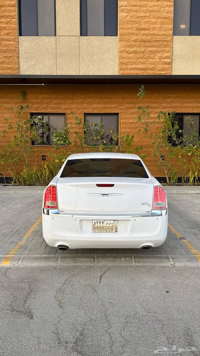 كرايزلر C300 همي 2011 6