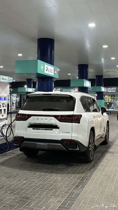 لكزس 2024 3