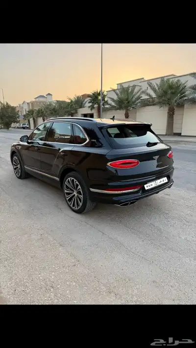 بنتلي بنتايجا FIRST 1 Edition 4