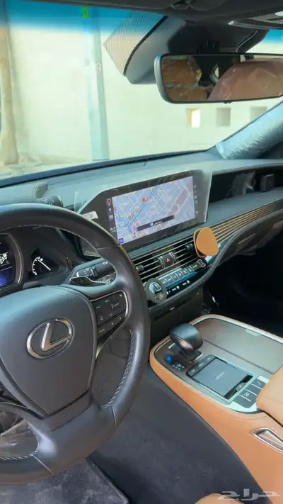 لكزس LS350 2021 18