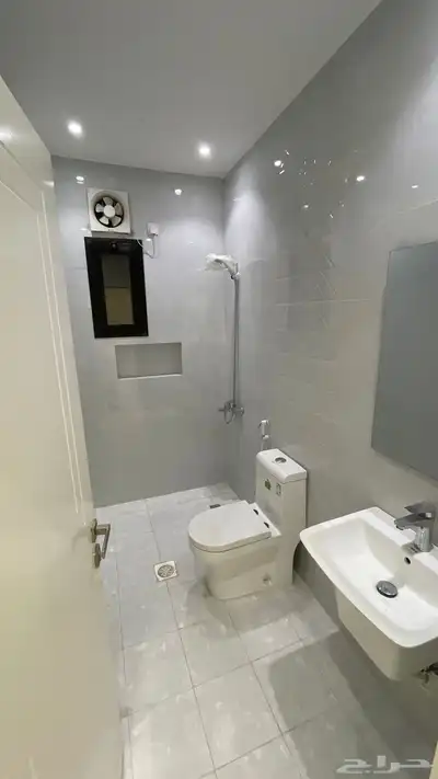 شقه 5 غرف للبيع 5