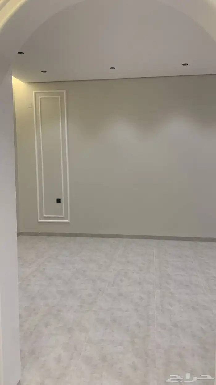 للبيع دبلكسات مودرن تصميم عصري فخم بحي الوادي 20