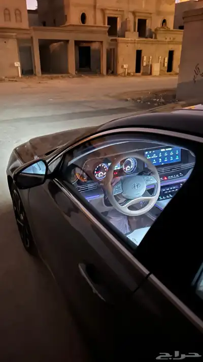 ازيرا 2023 ( فئة ميد تحت الفل على طول ) ممشى 36 الف 3