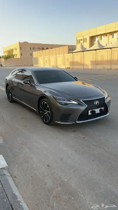 لكزس LS350 2021 5