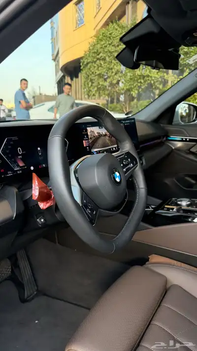 bmw 520i 2024 10
