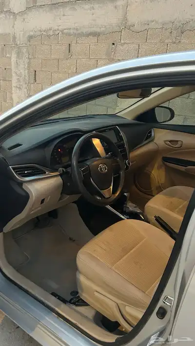 للبيع تويوتا يارس 10