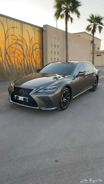 لكزس LS350 2021 3