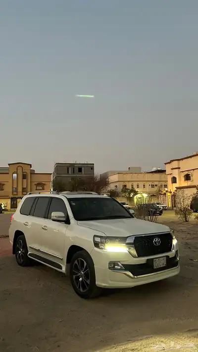 لاندكروزر 2