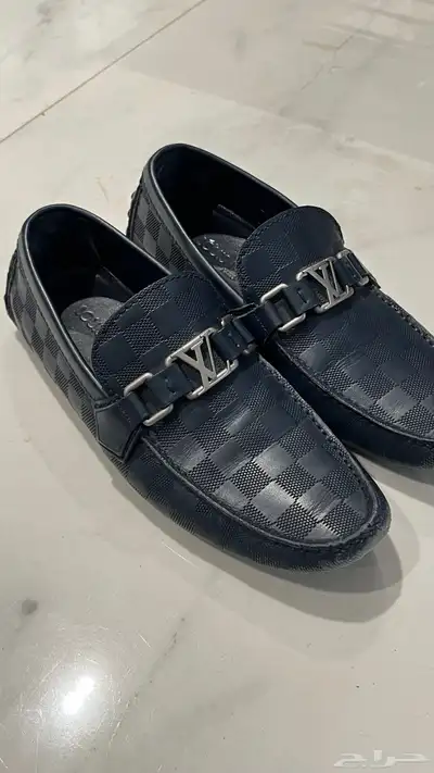 حذاء من لويس فيتون LOUIS VUITTON. 0