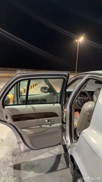 فورد 2008 جراند ماركيز 4