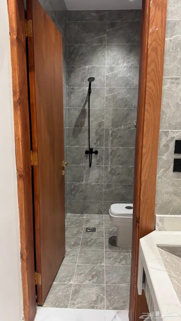 فلل للبيع في حي الدهاس بسعر 830الف 2