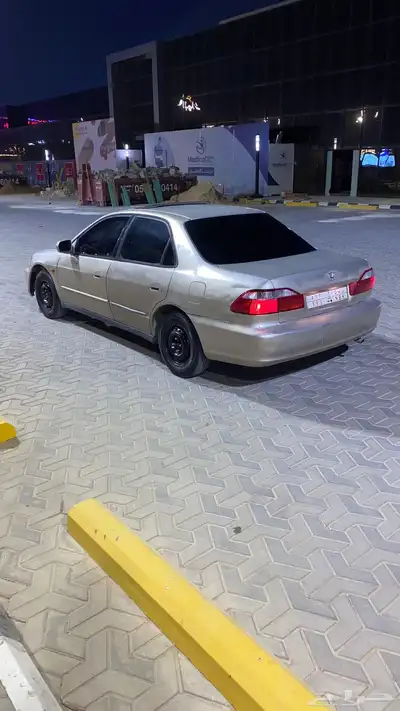 للبيع هوندا اكورد 2002 اسبششل 2