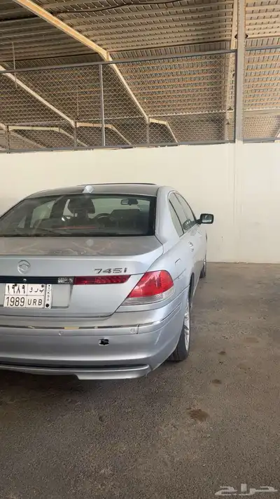 بي إم 2005 1
