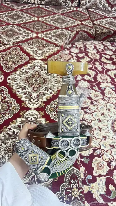للبيع جمبيتين حك زراف مطرح 7 اصابع 0