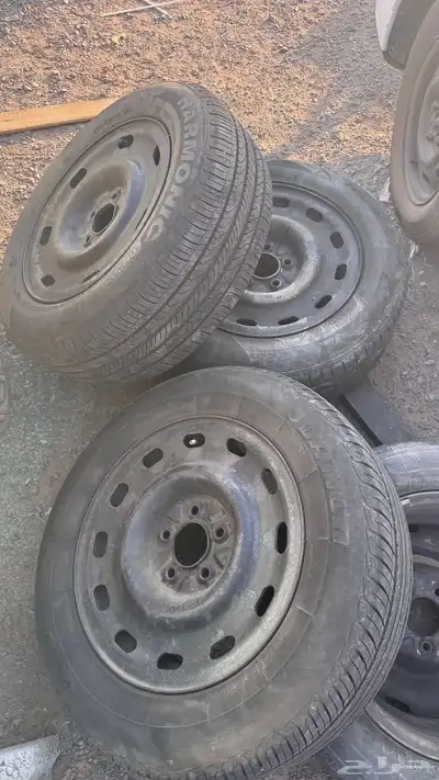 للبيع طقم جنوط فورد بوليسي 1