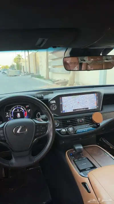 لكزس LS350 2021 11