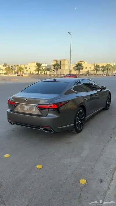 لكزس LS350 2021 2