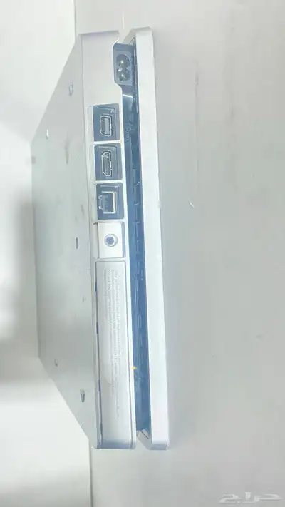 سوني 4 مع اشرطه 3