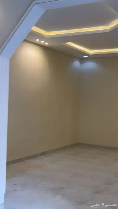 للإيجار فيلا درج داخلي بالقرب من المسجد والحديقه 2