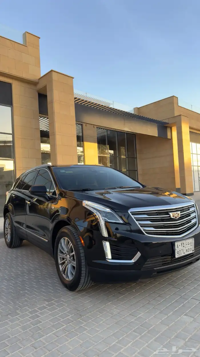 كاديلاك XT5 1