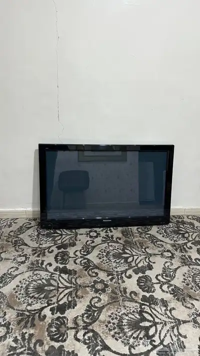ثلاث شاشات باناسونيك42 بوصة 0