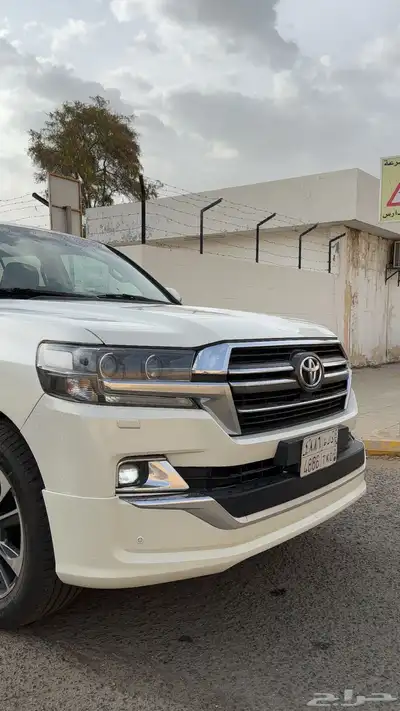 لاندكروزر GXR تورنق 2020 نضيف جدا للبيع 13