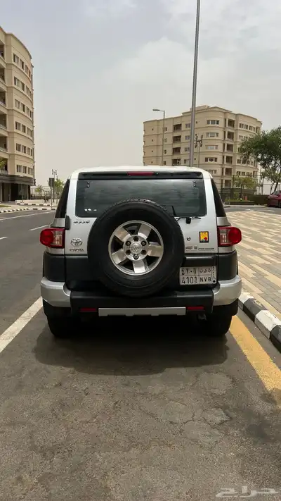 FJ Cruiser 1 2