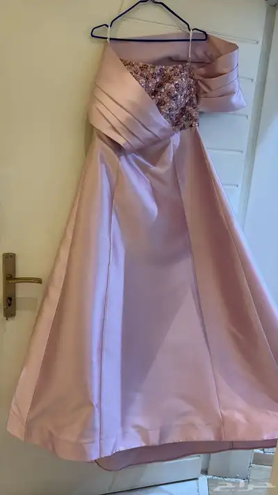 فستان افراح من المصممه رغد جميل ونظيف جدا  لبسته 4 ساعات فقط 1