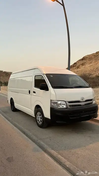 باص تيوتا 2